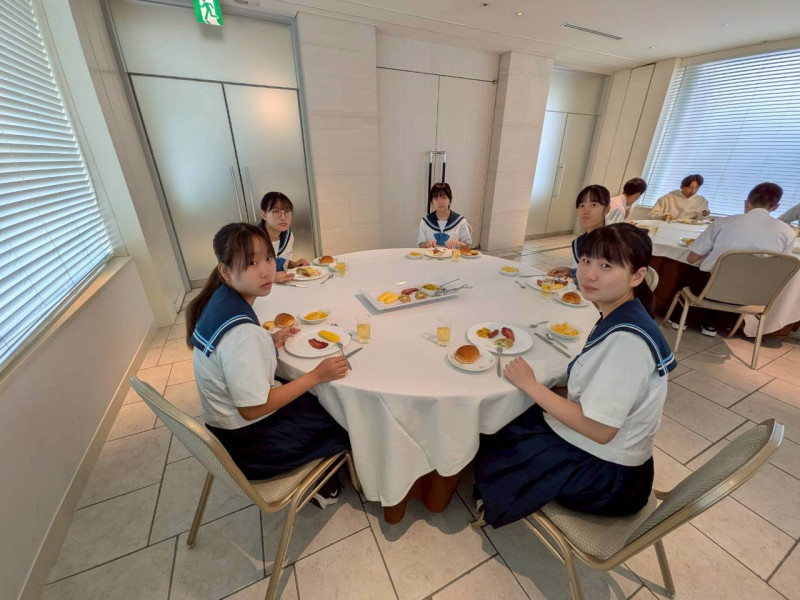 b9542b93b36f4a08eb92dc235a5cc70e