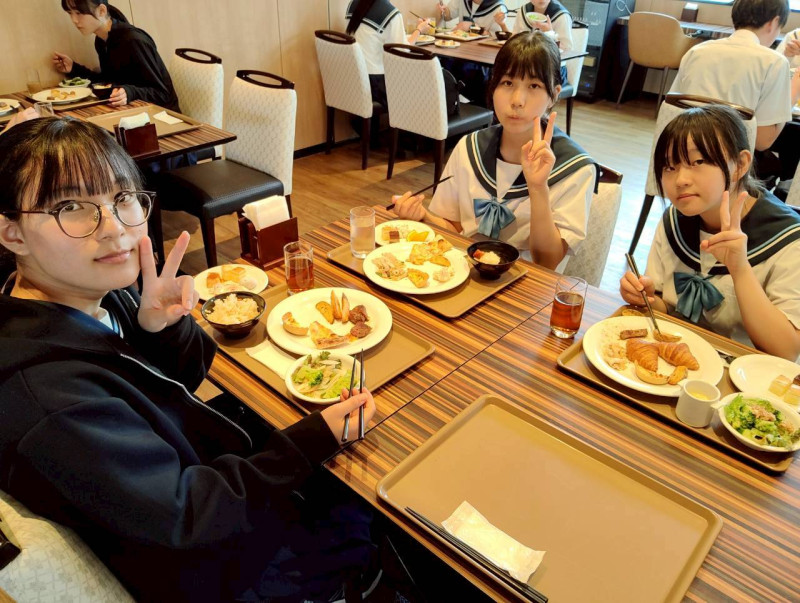 37d584311ac4475a499d38d7f996312f